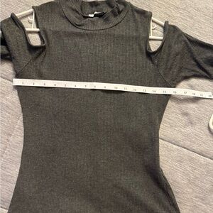 Acemi High Neck Textured Gray Knit Top